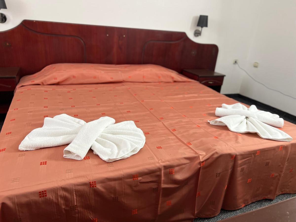 Dahlia Garden Hotel Златни пясъци Екстериор снимка