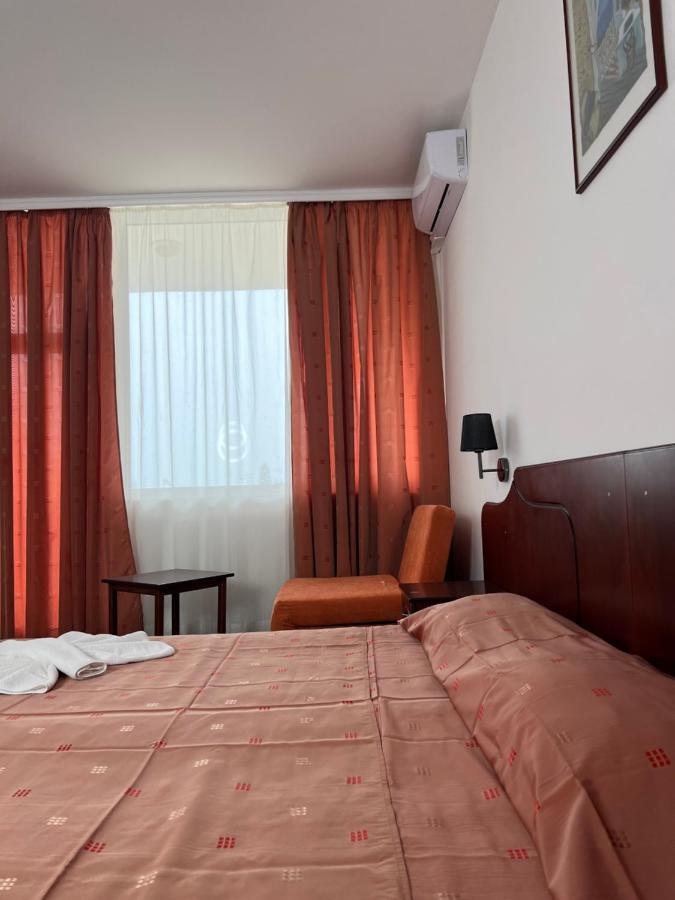 Dahlia Garden Hotel Златни пясъци Екстериор снимка