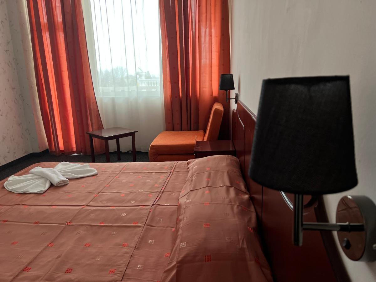 Dahlia Garden Hotel Златни пясъци Екстериор снимка