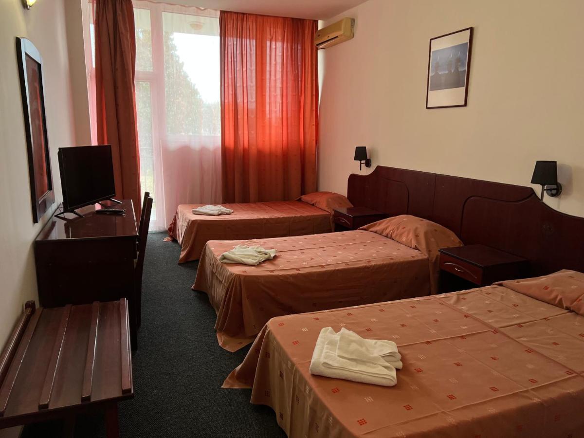 Dahlia Garden Hotel Златни пясъци Екстериор снимка