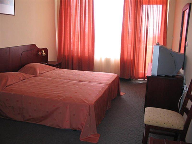 Dahlia Garden Hotel Златни пясъци Екстериор снимка